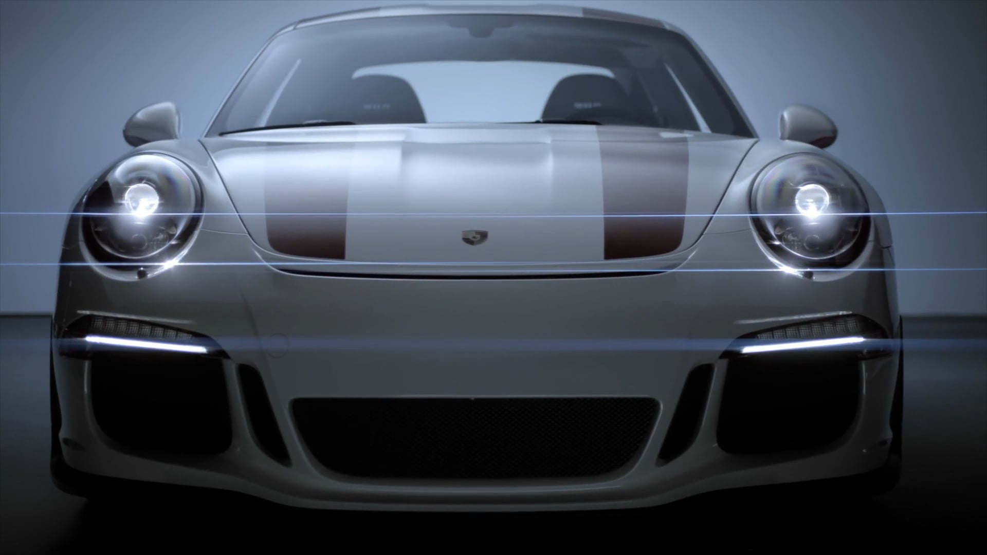 PORSCHE – Highlightclip 911 R