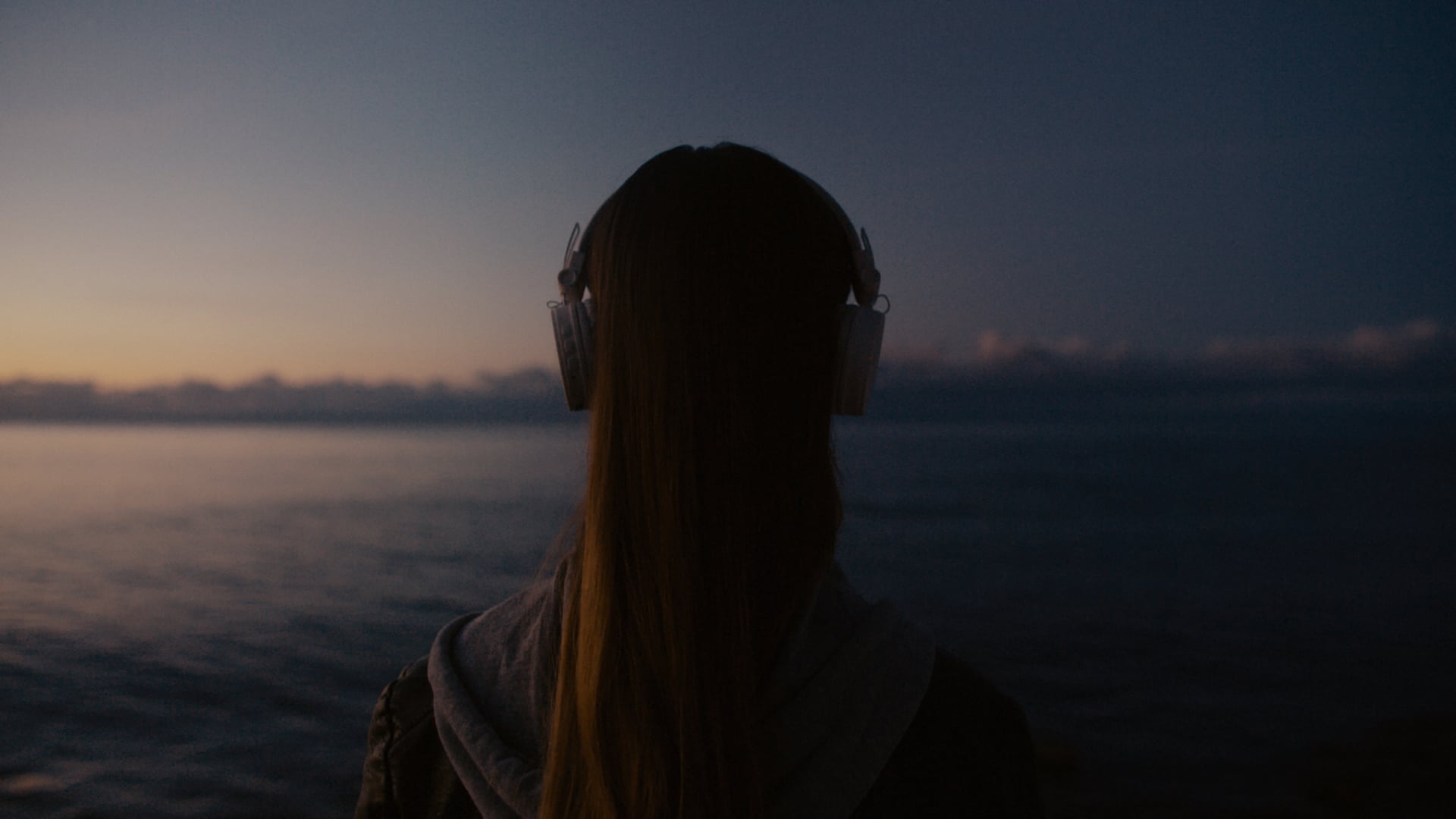 XY – LISTEN