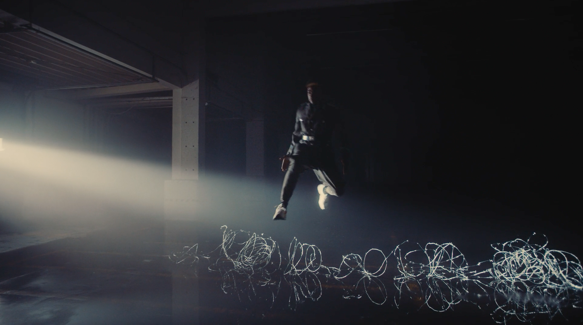 OVERKILL / ADIDAS – NO WALLS