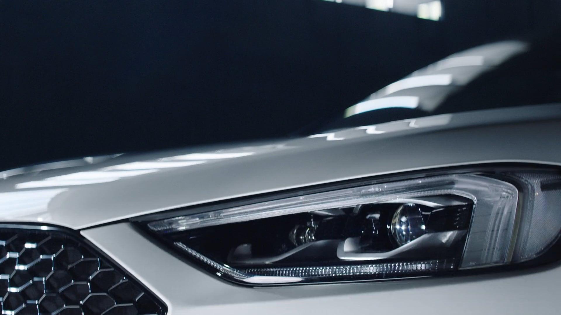 FORD EDGE TVC