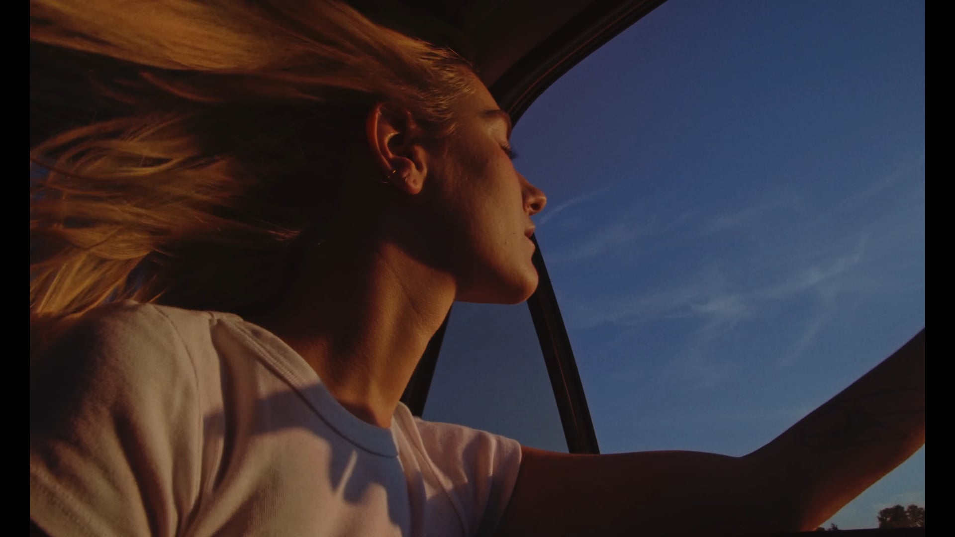 ZECK – Julie, run