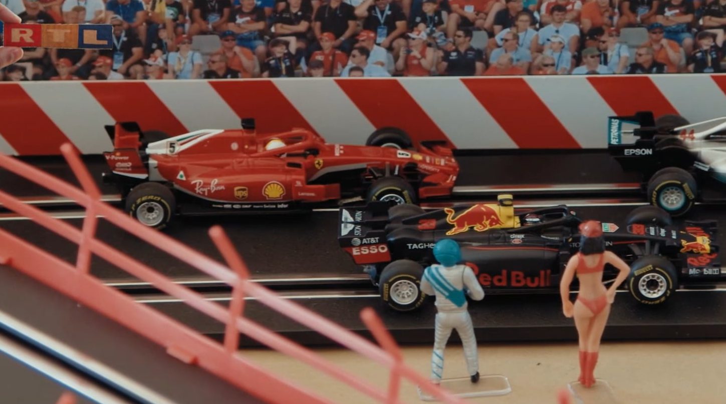 F1