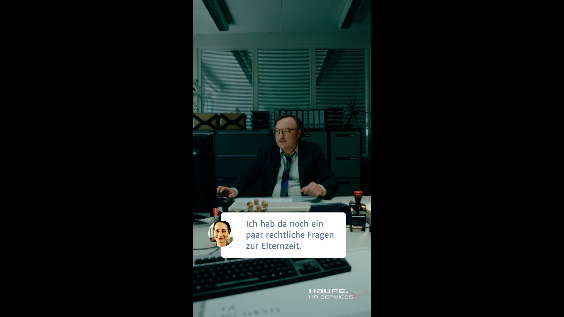 HAUFE HRSERVICE_Buecherwurm