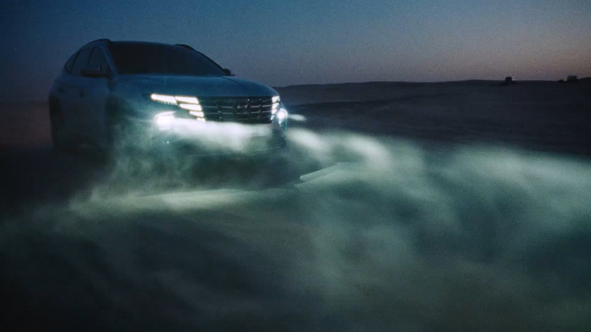 HYUNDAI – (DC)