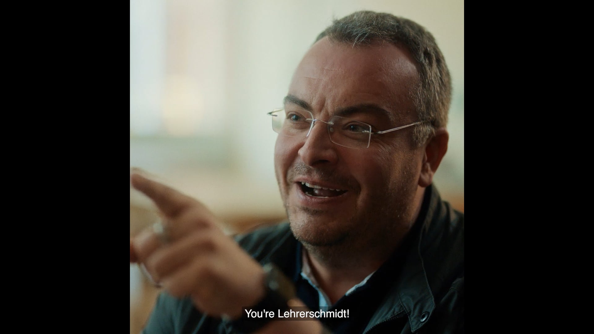 YOUTUBE – Lehrer Schmidt (15 sec)