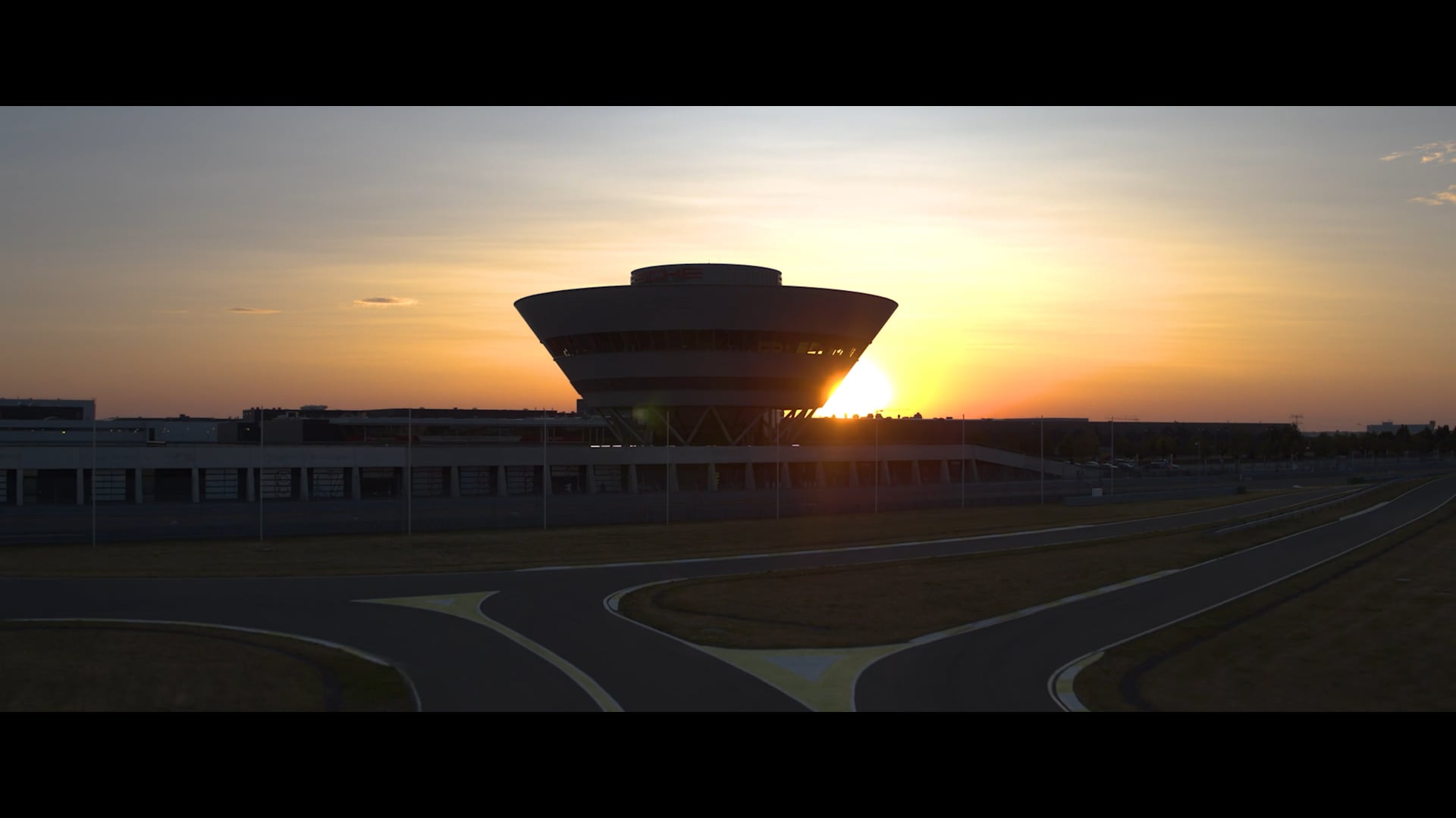 PORSCHE LEIPZIG – Adventure