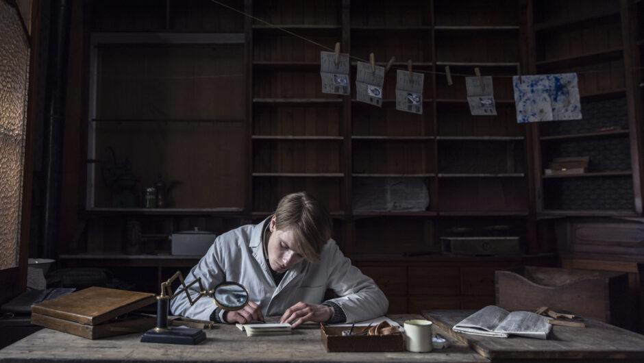 DER PASSFÄLSCHER – Trailer Deutsch