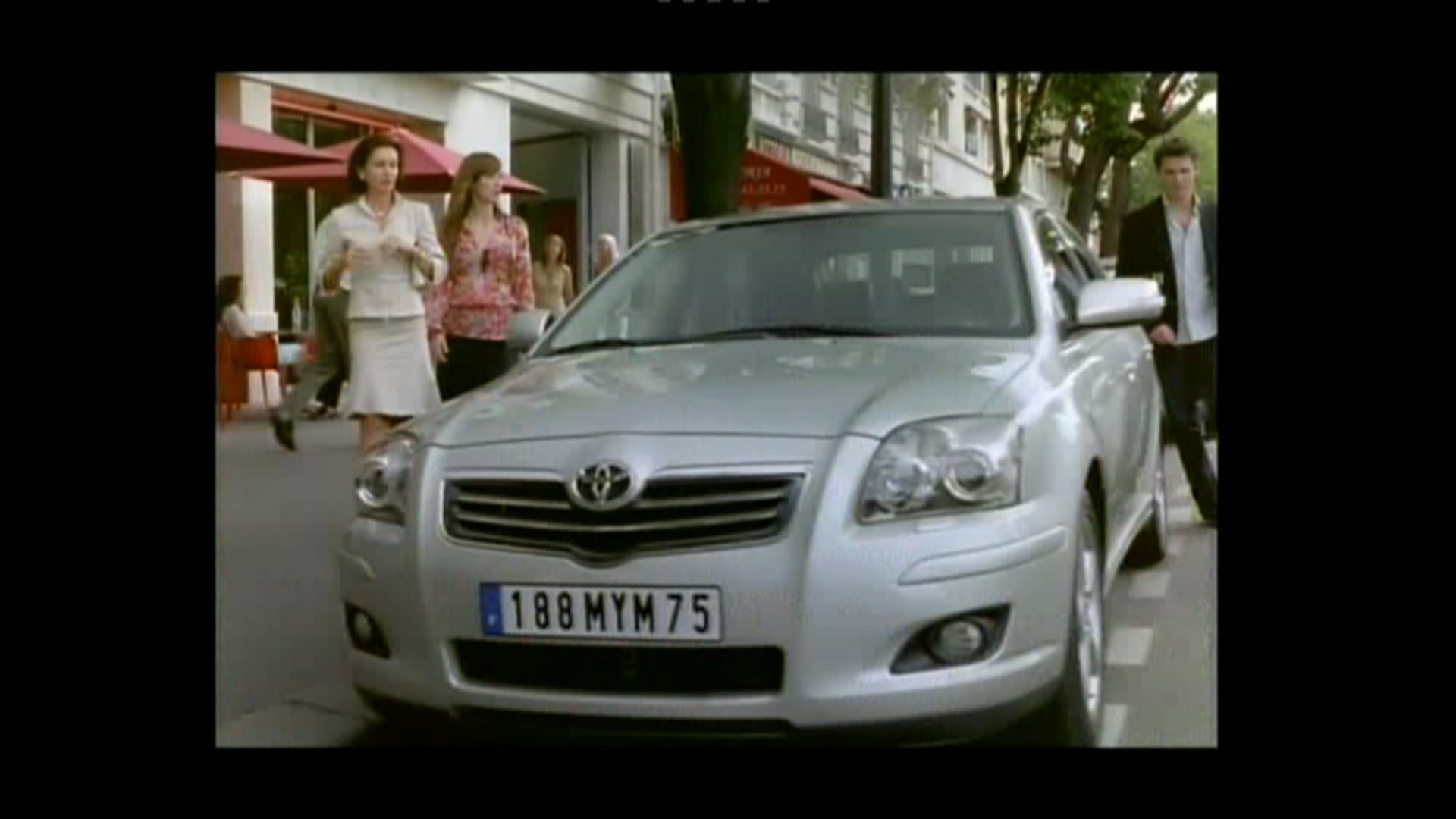 TOYOTA AVENSIS – Mother in law_ dc