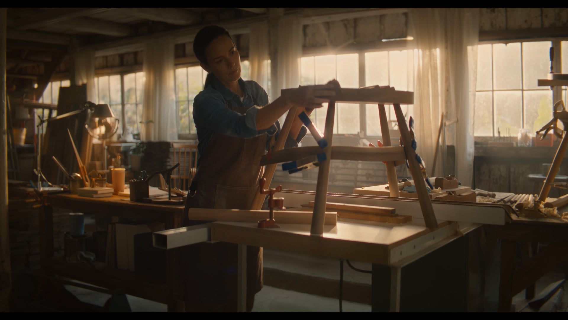 LEXUS – CARPENTER
